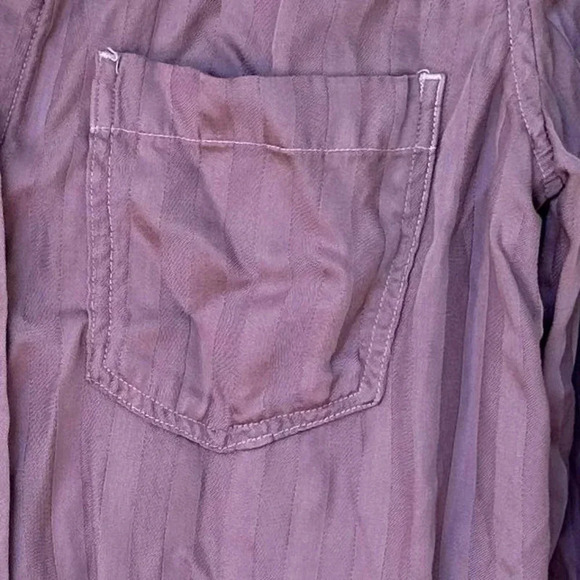 Anthropologie cloth & stone womens long sleeve button down shirt. Size XS - Picture 3 of 7